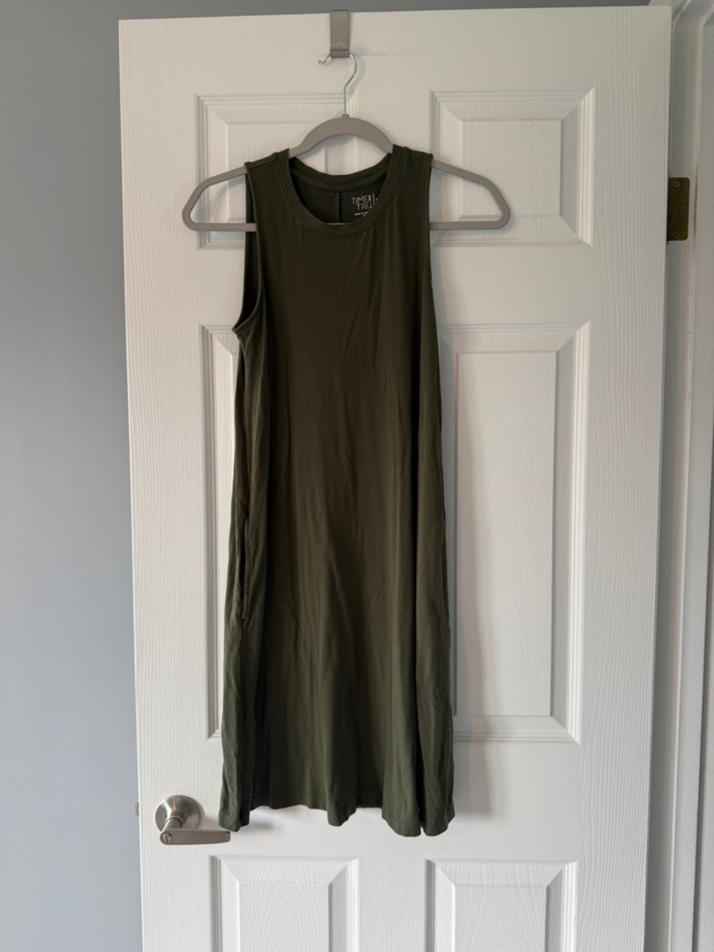 Time and Tru Olive Green Sleeveless Midi Tank Dress